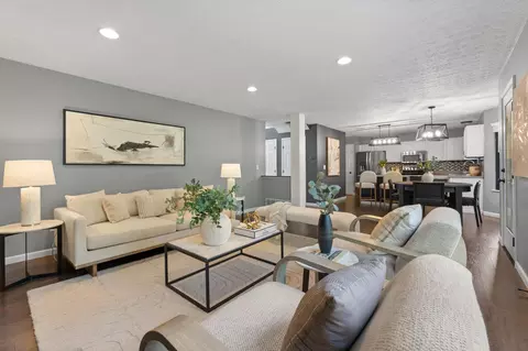 Living - 2935 Splitrock Rd, Columbus, OH 43221 photo 3 of 3