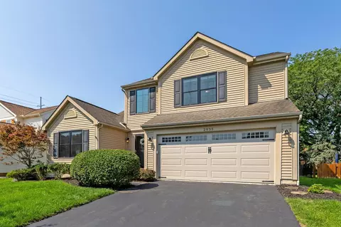 Exterior - 2935 Splitrock Rd, Columbus, OH 43221 photo 5 of 6