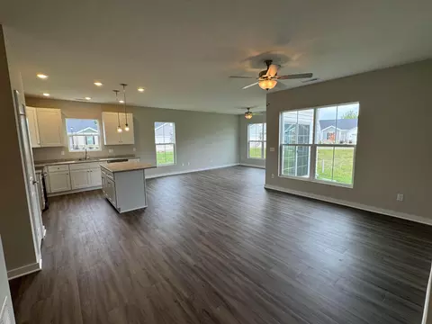Living - 152 Harwitch Rd, Delaware, OH 43015 photo 1 of 3