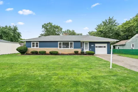 3496 Wicklow Rd, Columbus, OH 43204