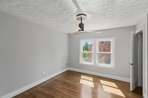 Bedroom - 667 King Ave, Marion, OH 43302 photo 1 of 6