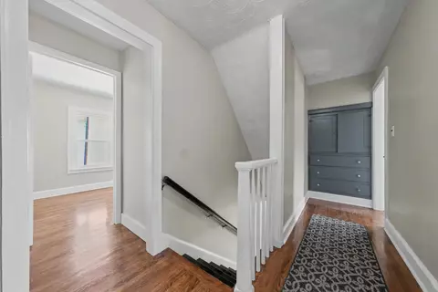 Entry Way - 667 King Ave, Marion, OH 43302 photo 4 of 4
