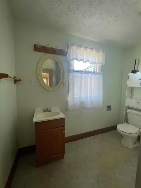 Bath - 7924 E State Route 56, Circleville, OH 43113 photo 2 of 2