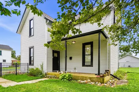 219 S Main St, London, OH 43140
