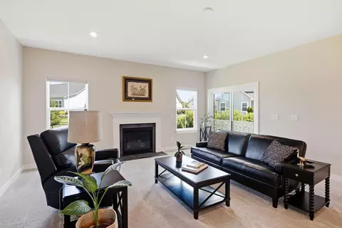 Living - 119 Firenze Rd, Delaware, OH 43015 photo 1 of 3