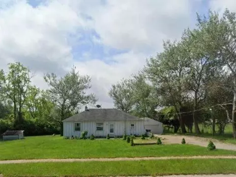 7190 Shull Rd, Dayton, OH 45424