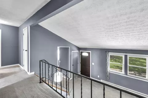 Entry Way - 2473 Cramer Rd, Marion, OH 43302 photo 1 of 1