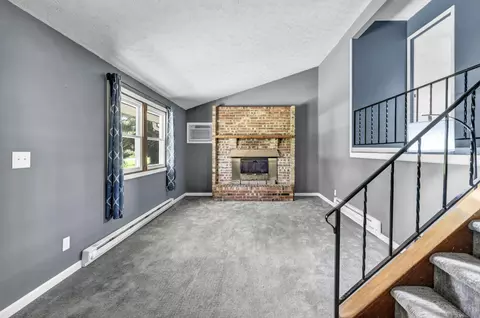 Living - 2473 Cramer Rd, Marion, OH 43302 photo 2 of 4