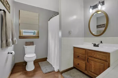 Bath - 10575 State Route 56 E, Circleville, OH 43113 photo 6 of 8