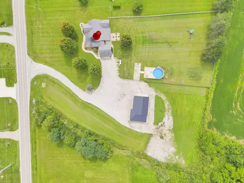 View/Area - 10575 State Route 56 E, Circleville, OH 43113 photo 1 of 9