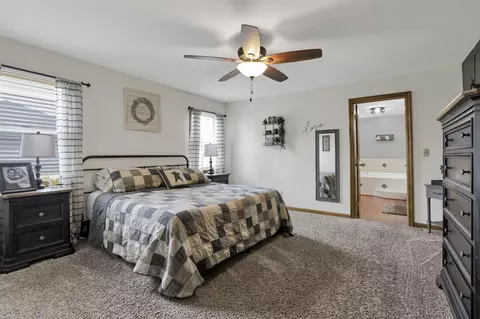 Bedroom - 10575 State Route 56 E, Circleville, OH 43113 photo 5 of 6