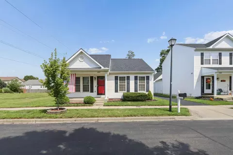 4414 Alameda Dr, Grove City, OH 43123