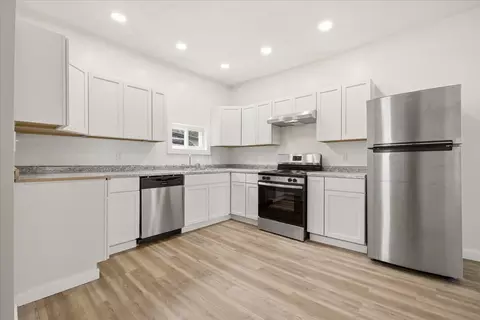 Kitchen - 124 Arthur Ave, Mansfield, OH 44903 photo 1 of 1