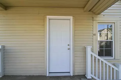 Exterior - 60 Mohawk St, Newark, OH 43055 photo 5 of 7