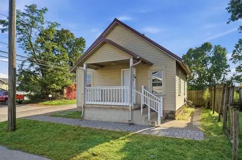 Exterior - 60 Mohawk St, Newark, OH 43055 photo 3 of 7