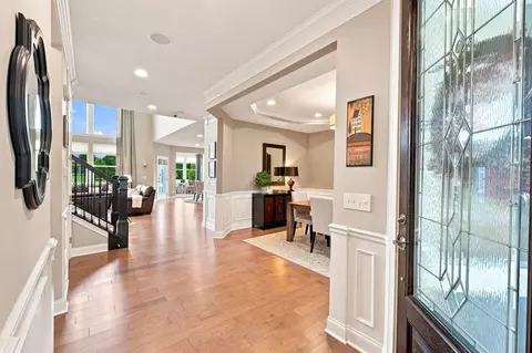 Entry Way - 6117 Brookview Manor Dr, Galena, OH 43021 photo 7 of 9