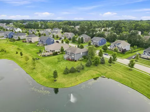 View/Area - 6117 Brookview Manor Dr, Galena, OH 43021 photo 2 of 10