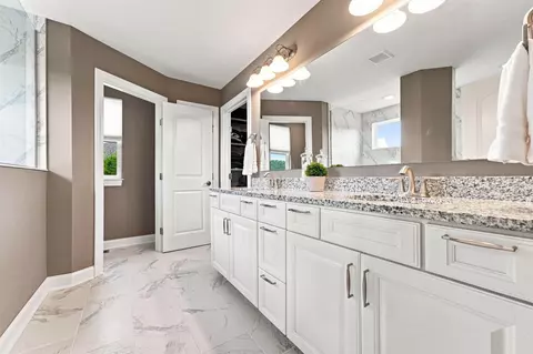 Bath - 6117 Brookview Manor Dr, Galena, OH 43021 photo 1 of 7