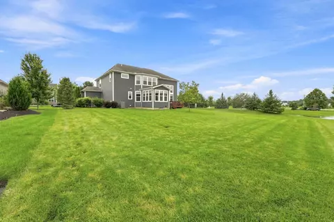 Exterior - 6117 Brookview Manor Dr, Galena, OH 43021 photo 4 of 6