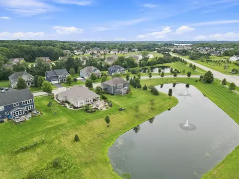 View/Area - 6117 Brookview Manor Dr, Galena, OH 43021 photo 3 of 10