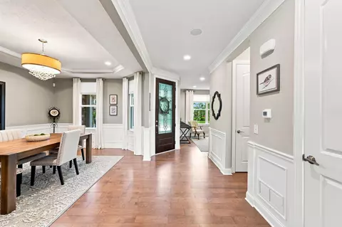 Entry Way - 6117 Brookview Manor Dr, Galena, OH 43021 photo 6 of 9