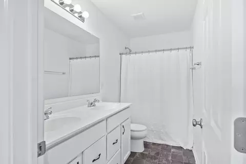 Bath - 406 Randall Rd, Delaware, OH 43015 photo 4 of 4