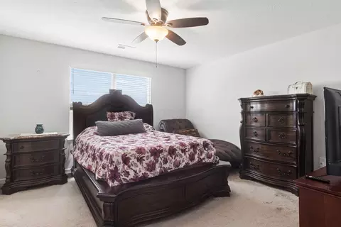 Bedroom - 8425 Graystone Dr, Pickerington, OH 43147 photo 3 of 5