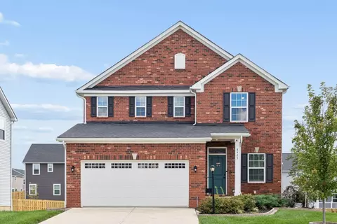 Exterior - 8425 Graystone Dr, Pickerington, OH 43147 photo 2 of 8