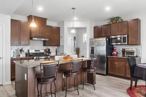 Kitchen - 8425 Graystone Dr, Pickerington, OH 43147 photo 1 of 2