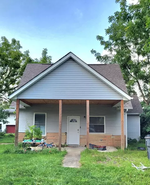 3626 4th Ave, Urbancrest, OH 43123