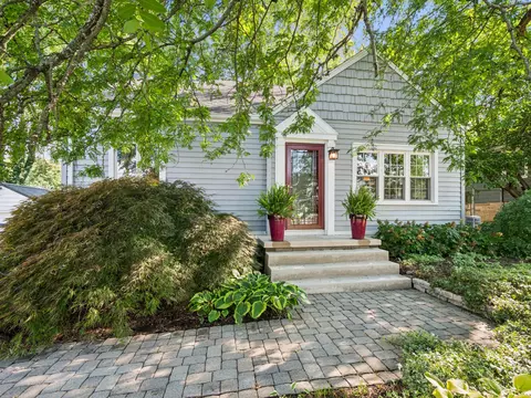 Exterior - 319 E Washington Ave, Marion, OH 43302 photo 11 of 15