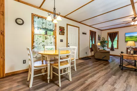 Dining - 14933 Rhoads Rd, Logan, OH 43138 photo 3 of 3