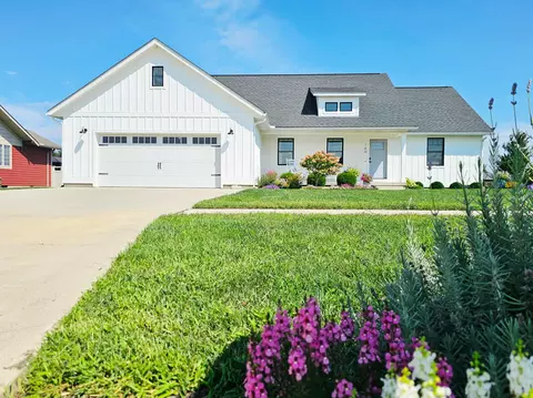 160 Halliday Way, Washington Court House, OH 43160