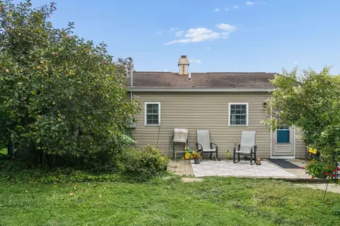 Exterior - 370 Sunnyview Dr, Circleville, OH 43113 photo 11 of 12