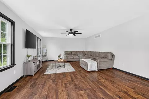 Living - 7850 Mingo-lewisburg Rd, North Lewisburg, OH 43060 photo 1 of 2