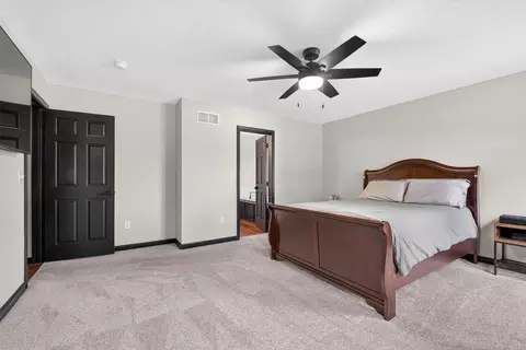 Bedroom - 7850 Mingo-lewisburg Rd, North Lewisburg, OH 43060 photo 2 of 9