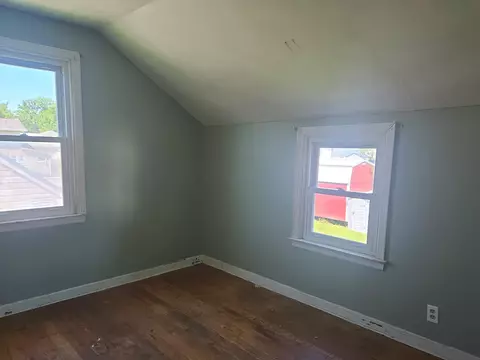 Bedroom - 260 W Angle Ave, Logan, OH 43138 photo 1 of 2
