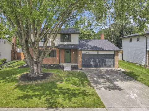 2208 Pine Knoll Ave, Columbus, OH 43229