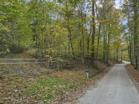 9600 Larimer Rd, Logan, OH 43138 photo 5