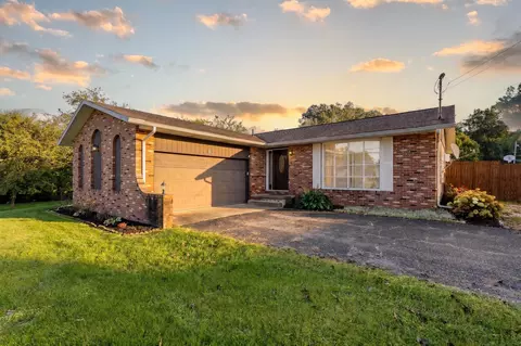 708 Youngs Ter, Loudonville, OH 44842