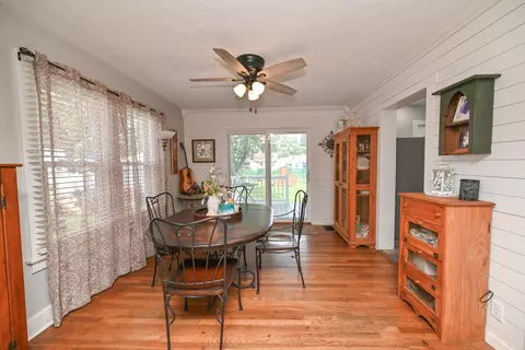 Dining - 288 Spencer St, Marion, OH 43302 photo 1 of 2