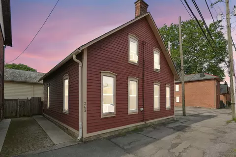 261 E Blenkner St, Columbus, OH 43206