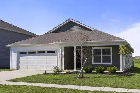 6558 Pfeifer Ash Dr, Canal Winchester, OH 43110