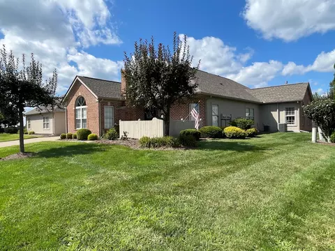 14 Woodberry Dr, Mount Vernon, OH 43050