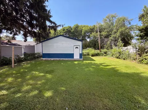Exterior - 601 Rhoads Ave, Columbus, OH 43205 photo 5 of 7