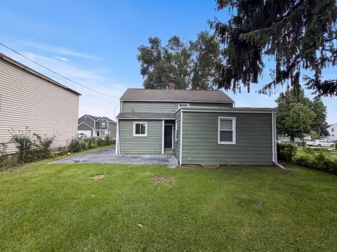 Exterior - 601 Rhoads Ave, Columbus, OH 43205 photo 2 of 7