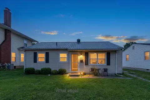 913 Washington Ave, Washington Court House, OH 43160