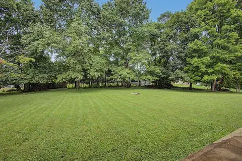 Exterior - 14207 Eldon Dr, Mount Vernon, OH 43050 photo 7 of 7