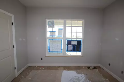 Bedroom - 1570 Pieper Ln, Delaware, OH 43015 photo 2 of 4