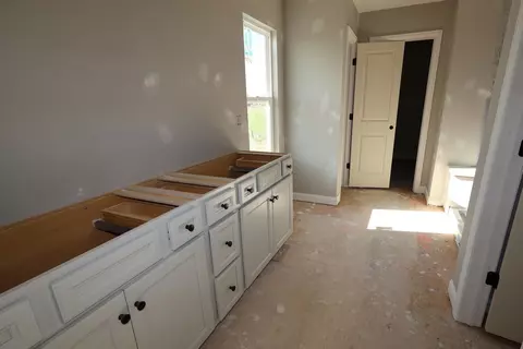 Entry Way - 1570 Pieper Ln, Delaware, OH 43015 photo 1 of 1